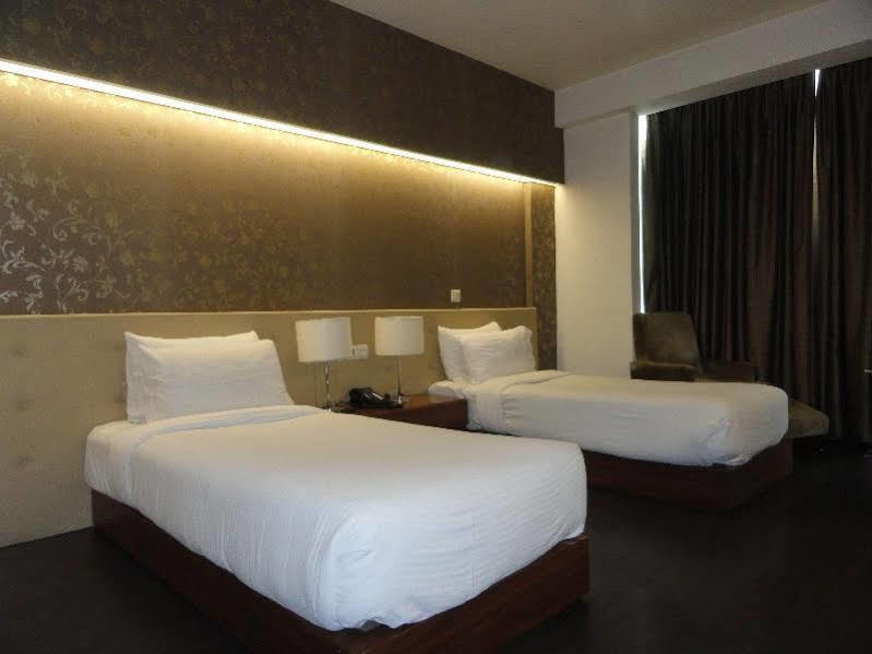 Fabhotel Prime Sage New Delhi Eksteriør bilde